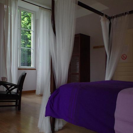 Maison D'Hotes Le Cadran Solaire Courcelles  Экстерьер фото